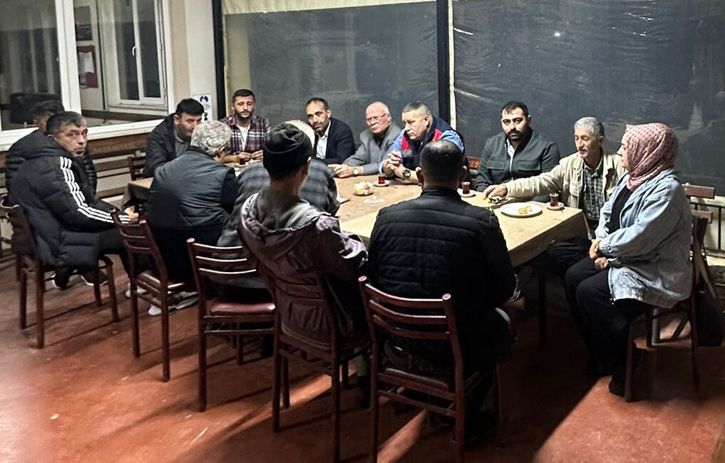 Kandıra’nın en uzak köylerini ziyaret eden Başkan Kızılağıl, Pınarlı Köyü