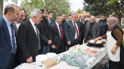 
Kandıra’da Gazze için düzenlenen Hayır Çarşısı, ilçe halkının yoğun katılımıyla