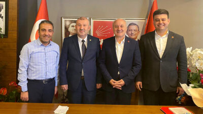 Kandıra’nın Sesi Gazetesi Genel Yayın Yönetmeni Ünal Cankurt, eski meslektaşı