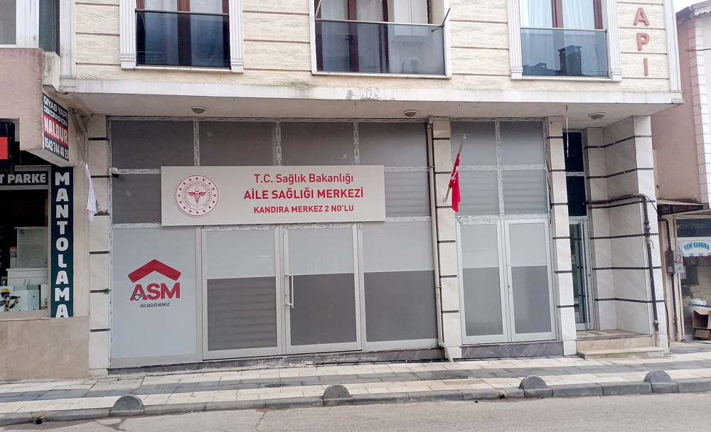 Kandıra Çarşı Mahallesi’ndeki yeni binasında hizmete başlayan Merkez 2 Nolu