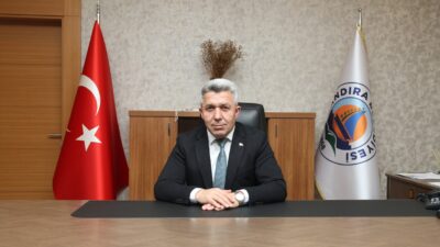 Kandıra Belediye Başkanı Erol Ölmez, 24 Kasım Öğretmenler Günü dolayısıyla