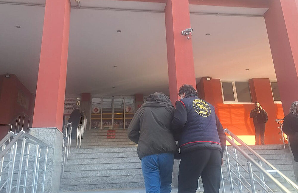 Cinsel istismardan 28 yıl 1 ay 15 gün hapis cezası