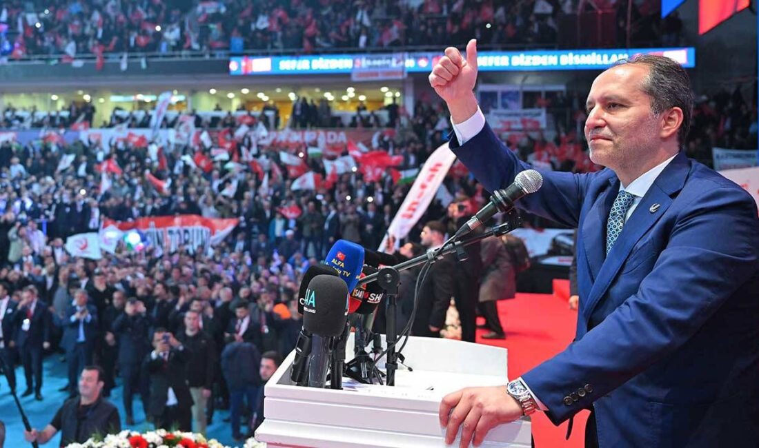 Yeniden Refah Partisi 3. Olağan Büyük Kongresi’nde Fatih Erbakan, delegelerin