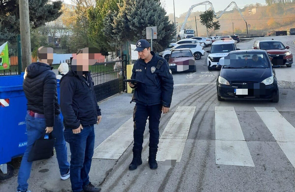 Kocaeli İl Emniyet Müdürlüğü, Kandıra’da 16 okul ve çevresinde gerçekleştirdiği