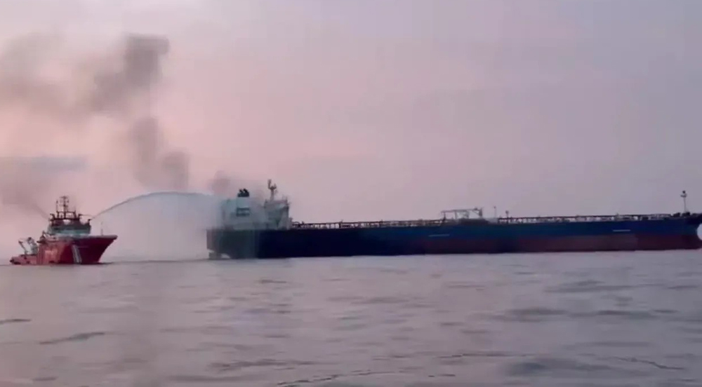 Kandıra Kefken açıklarında yabancı menşeli bir gemide çıkan yangına Kıyı