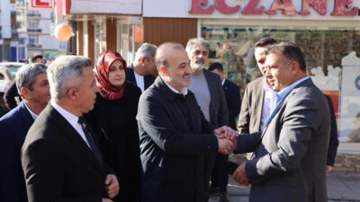 AK Parti Kocaeli İl Başkanı Dr. Şahin Talus, Kandıra’da esnaf,