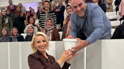 Kandıra’dan 50 kişilik grup, İstanbul gezisi kapsamında Eyüp Sultan ve