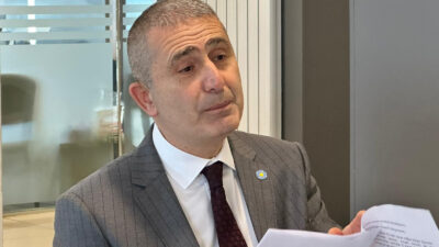 İYİ Parti Kocaeli İl Başkanı Av. Kamil Şirin, basın toplantısında