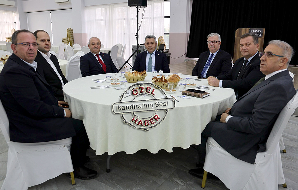 Kaymakam Yaran ve Belediye Başkanı Ölmez, muhtarlarla bir araya gelerek