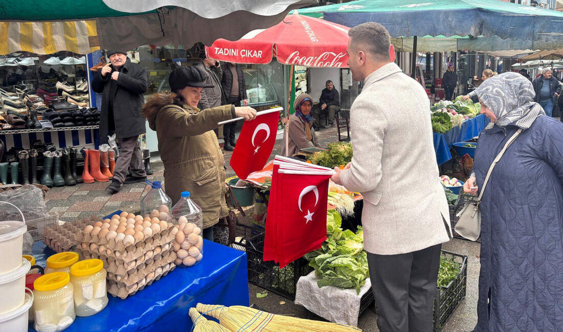 MHP Kandıra İlçe Başkanlığı, Türk bayrağına yönelik saldırıya tepki amacıyla