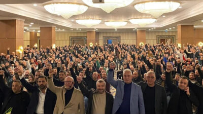 Lastik-İş Sendikası Genel Başkanı Alaaddin Sarı ve genel başkan yardımcılarına