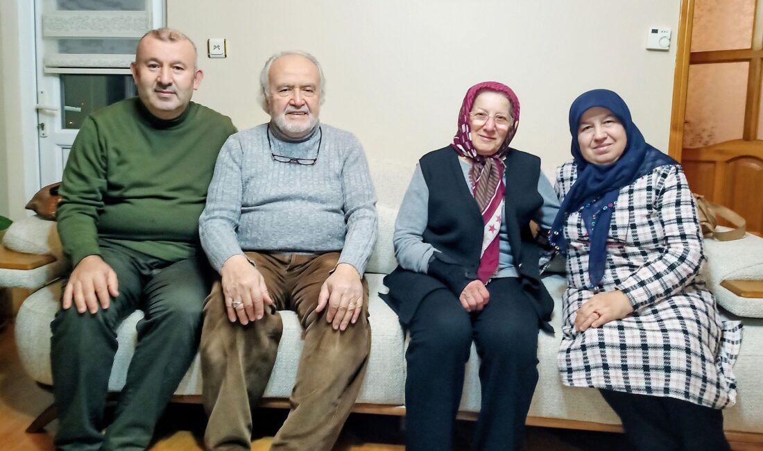 Kandıra Belediye eski Başkanlarından Eczacı İsmail Genç ve eşi, Gazeteci