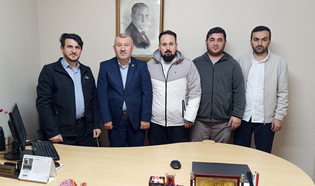 Türk Diyanet Vakıf Sen Kandıra İlçe Temsilcisi Arif Akman ve