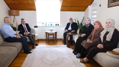 Kandıra Belediye Başkanı Erol Ölmez ve eşi Seniha Ölmez, AK