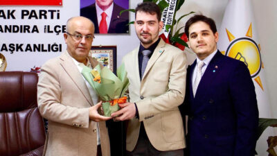 Demokratik Sol Parti Kandıra İlçe Başkanı Davut Uzcan ve yönetimi,