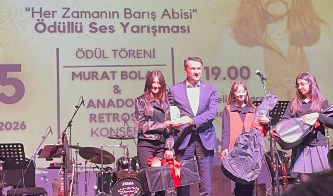 Kandıra Tasvire Hurşit Güneş Ortaokulu öğrencisi Ekin Yener, Barış Manço