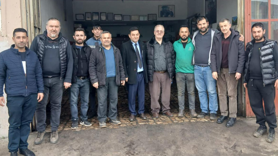 Kandıra Esnaf ve Sanatkârlar Odası Başkanı Şaban Şenol, seçim çalışmaları