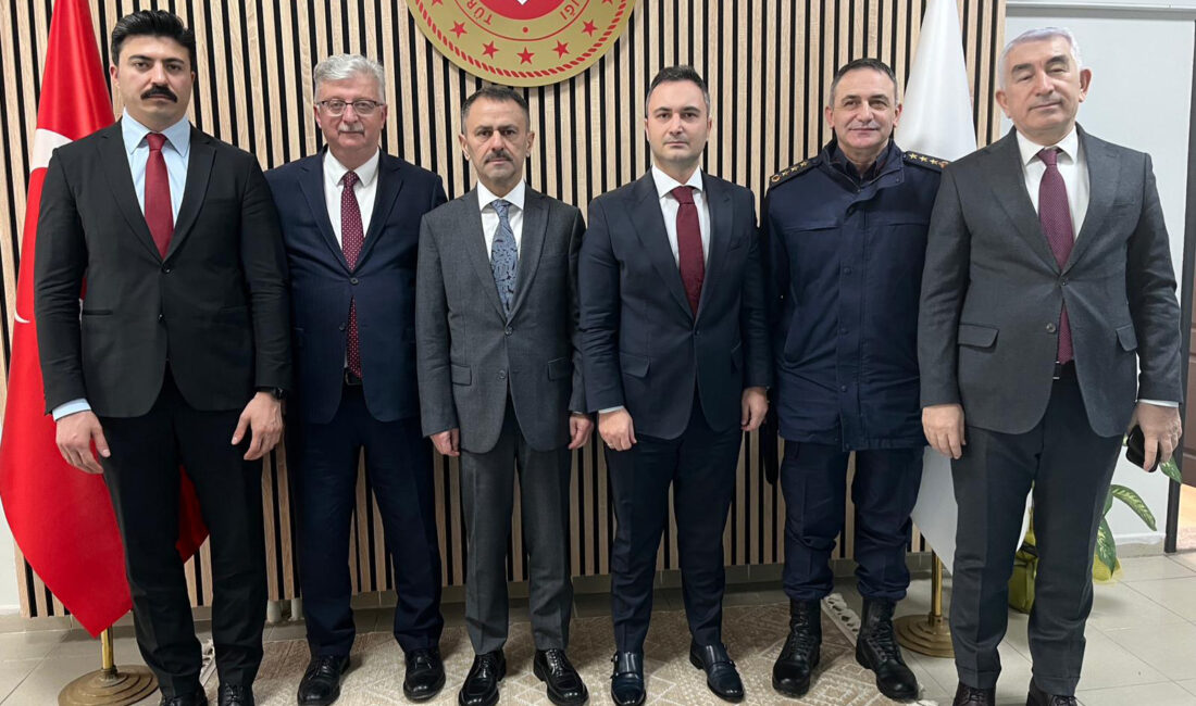 Kandıra Cumhuriyet Başsavcısı Muhammet Sefa Çetin, Kocaeli protokolünü makamında ağırladı.