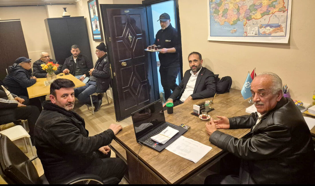 Saadet Partisi Kandıra İlçe Başkanı Ünal Kızılağıl ve yönetimi, Pınarlı