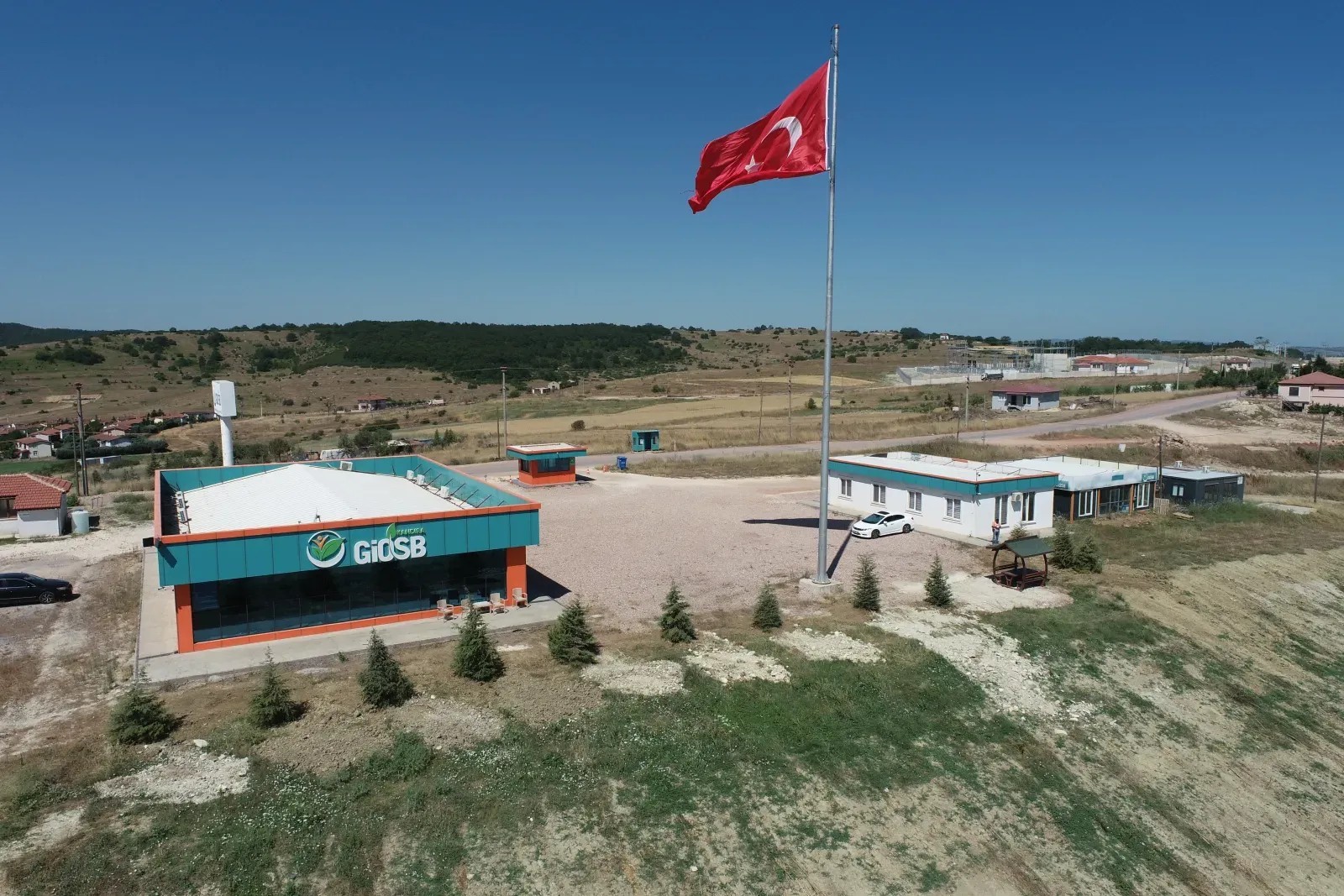 Türkiye’nin ilk Gıda İhtisas OSB’si olan Kandıra GİOSB, altyapısını tamamlayarak