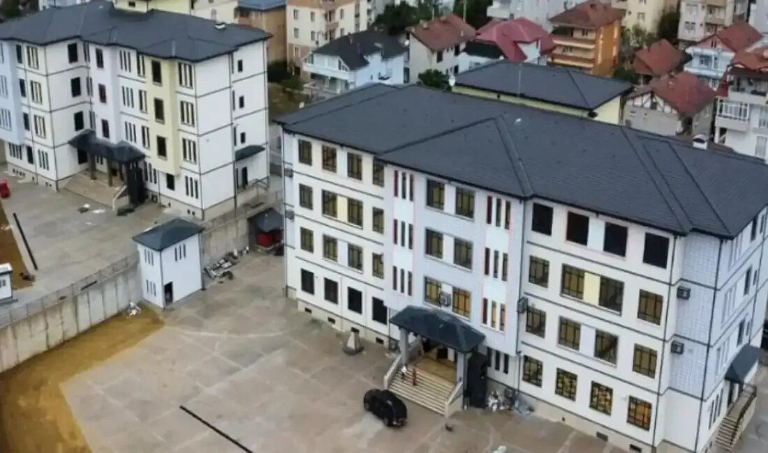 Yarıyıl tatilinin ardından öğrenciler 2 Şubat Pazartesi günü ikinci dönem