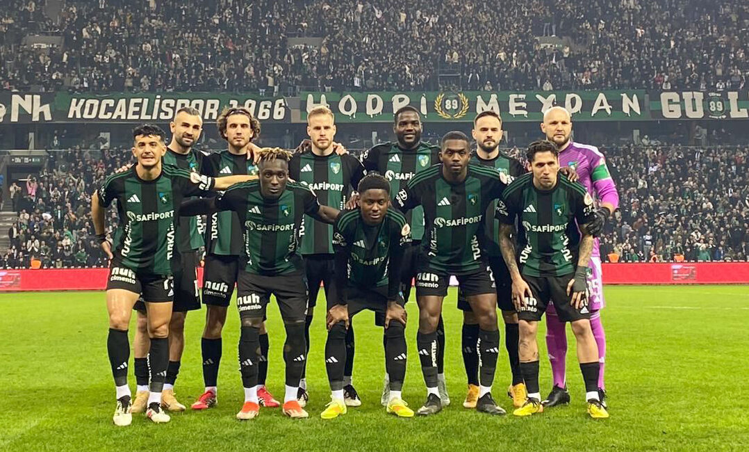 Ziraat Türkiye Kupası C Grubu’nda Kocaelispor ile Beşiktaş arasında oynanan