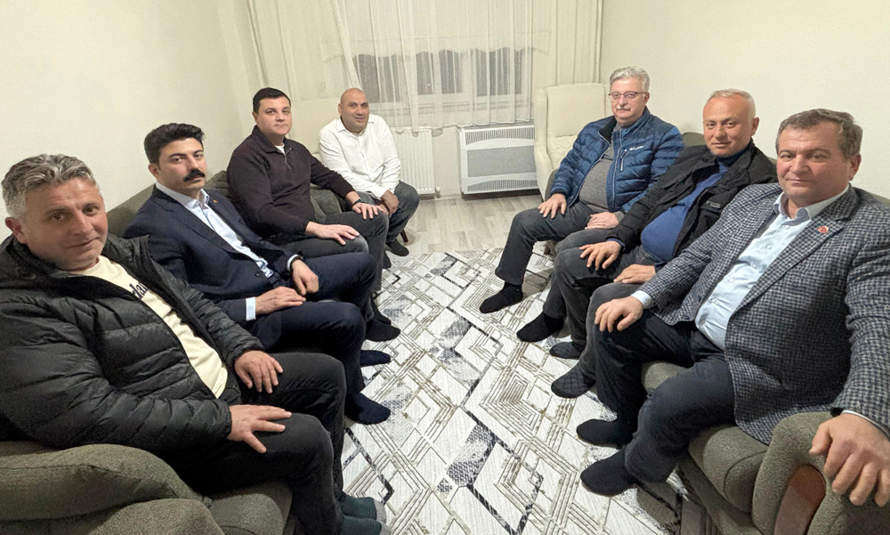 Kandıra’nın sevilen simalarından İlker Uz, kutsal topraklardan dönüşünün ardından Kaymakam