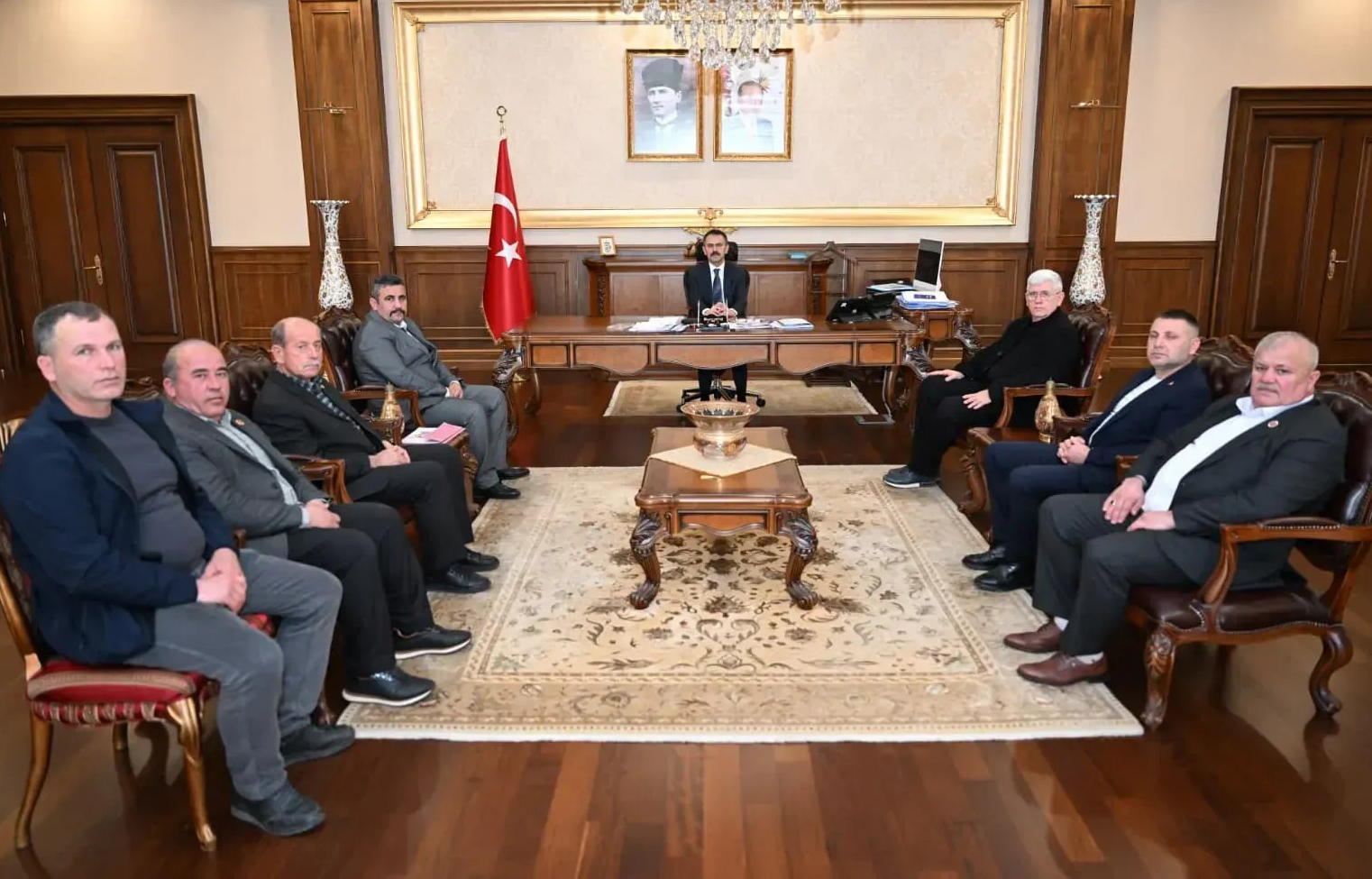 Kandıra Avcı Derneği ve muhtarlar, Kocaeli Valisi İlhami Aktaş’ı ziyaret