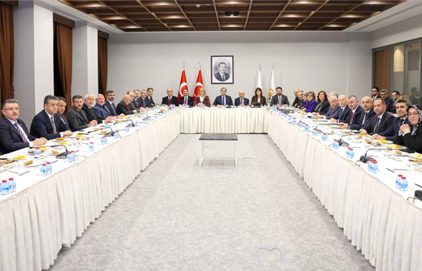 Kocaeli Büyükşehir Belediye Başkanı Tahir Büyükakın, Ankara’da düzenlenen istişare toplantısına