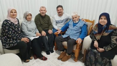 Kandıra’da “İğneci Mustafa” olarak tanınan emekli sağlık çalışanı Mustafa Okyar