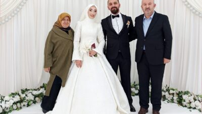 Kandıra esnaflarından Sezgin ve Ömüriye Şenol’un kızı Merve ile Furkan