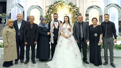 Emre Muzaç ile Hande Pınar, Kandıra Namazgâh Kültür Merkezi’nde düzenlenen