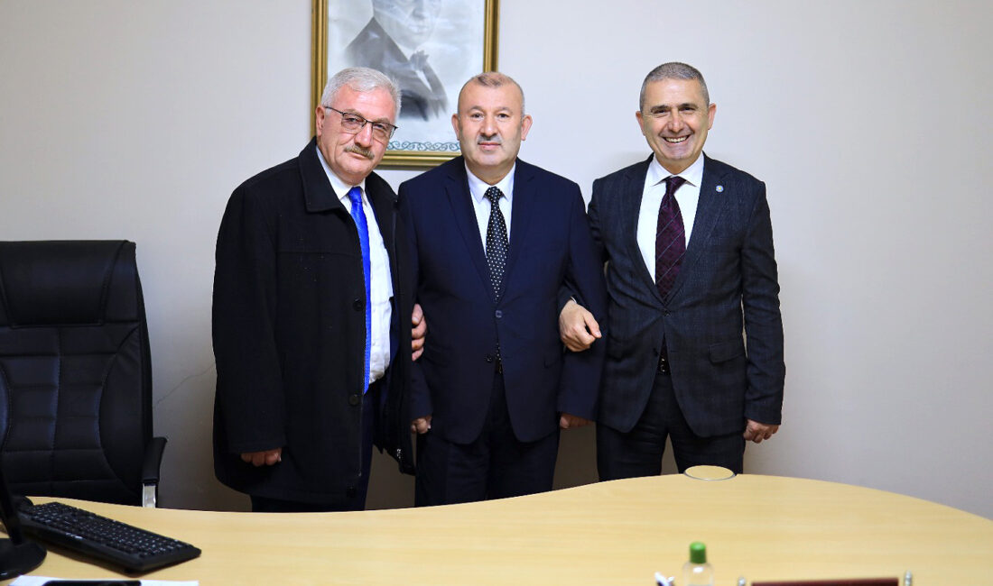 Mehmet Kamil Şirin öncülüğündeki İYİ Parti heyeti, Kandıra’da geniş kapsamlı