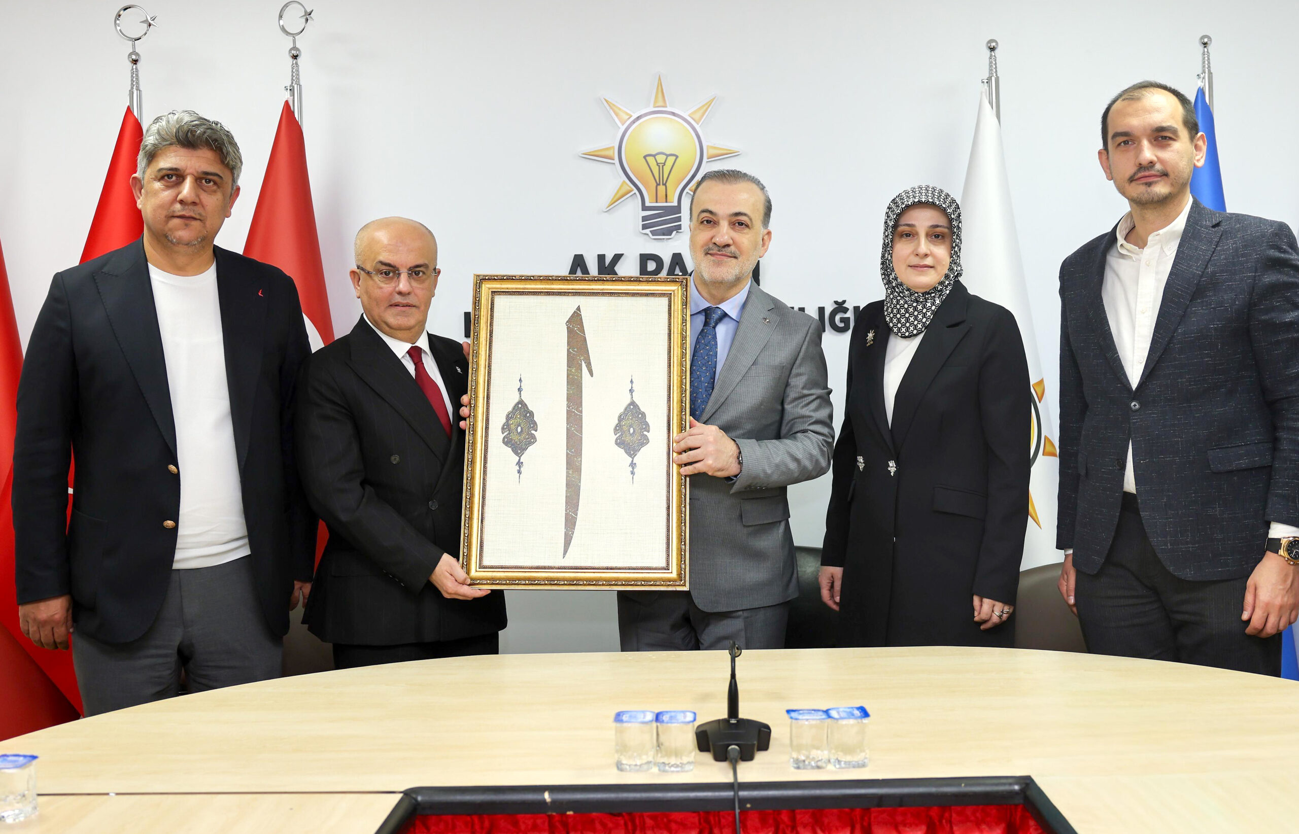 AK Parti Kandıra İlçe Başkanı Sertan Kulaç ve yönetimi, Kocaeli’de