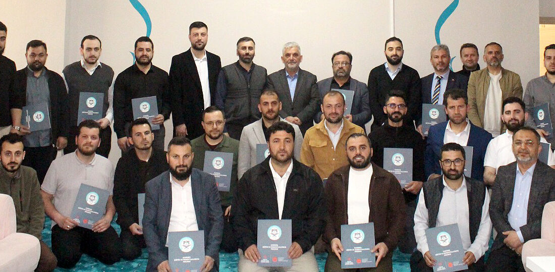Kandıra’da üç hafta süren vaaz becerileri eğitimini tamamlayan din görevlileri