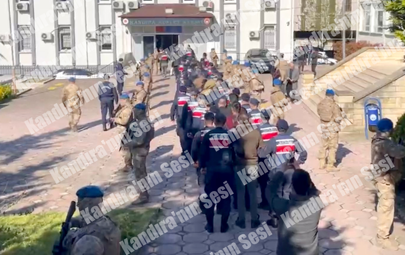 Kandıra Cumhuriyet Başsavcılığı koordinesinde yürütülen rüşvet soruşturmasında 5 ilde eş