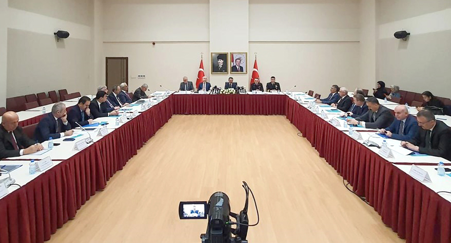 Kocaeli Valisi İlhami Aktaş, mart ayında yürütülen güvenlik operasyonlarında 472