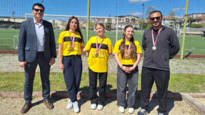 Kandıra’da düzenlenen Okul Sporları Bocce İlçe Birinciliği müsabakaları gençler kategorisiyle