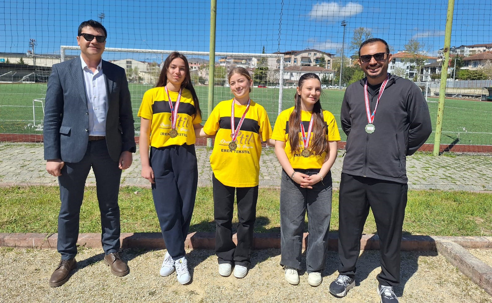 Kandıra’da düzenlenen Okul Sporları Bocce İlçe Birinciliği müsabakaları gençler kategorisiyle