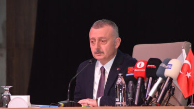 Kocaeli Büyükşehir Belediyesi Nisan ayı meclis toplantısı, Tahir Büyükakın başkanlığında