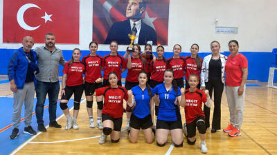 Tasvire Hurşit Güneş Ortaokulu Yıldız Kız Voleybol Takımı, okul sporları