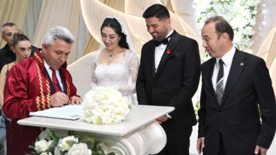 MHP Kandıra İlçe Başkanı Güngör Gödek ile Rahime Yıldız, Kandıra