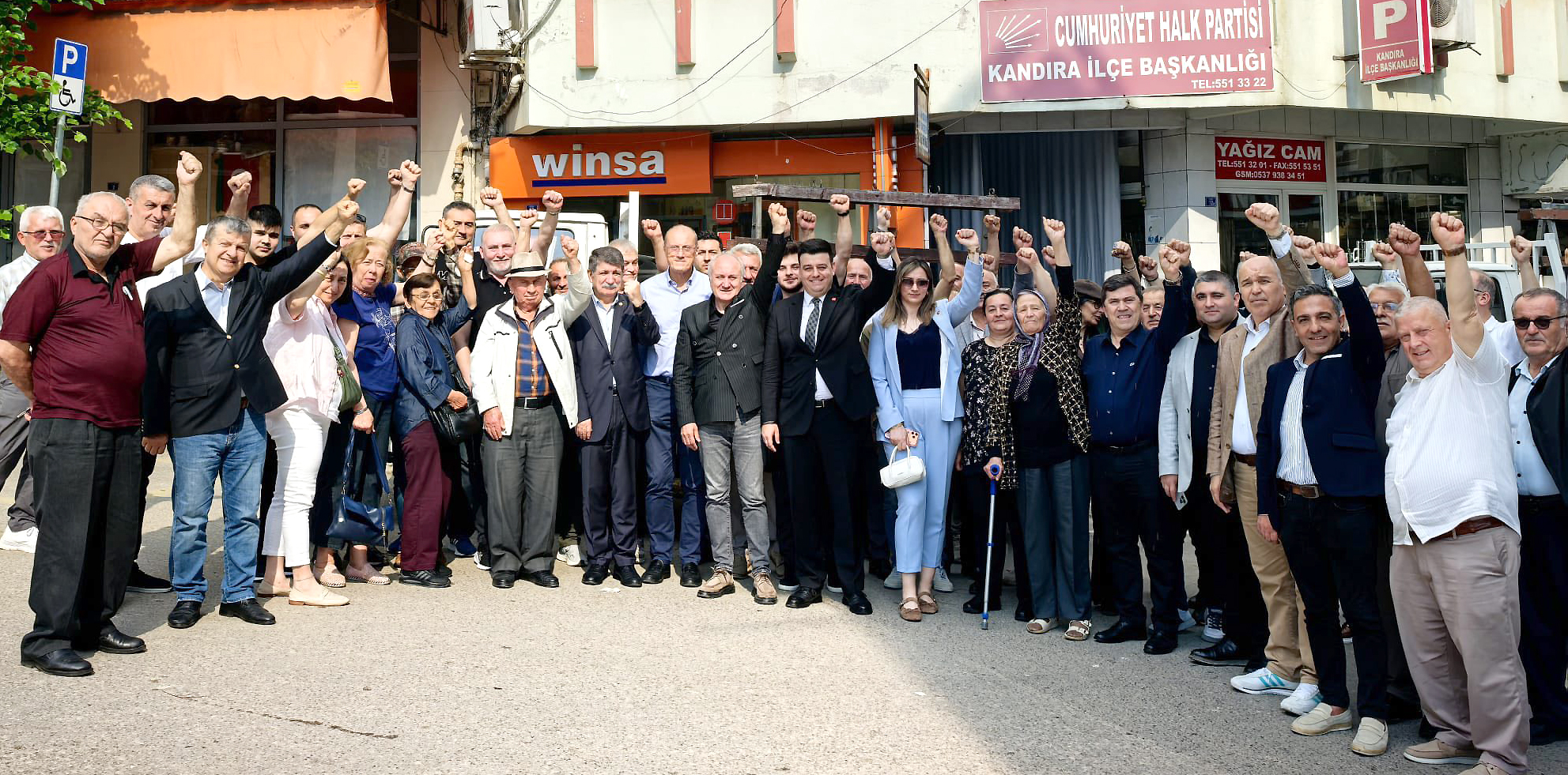 Cumhuriyet Halk Partisi (CHP) Kandıra İlçe Örgütü’nde düzenlenen bayramlaşma programında