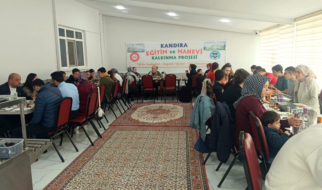 Kandıra İlçe Müftülüğü’nün düzenlediği programda özel eğitim ve Kur’an kursu