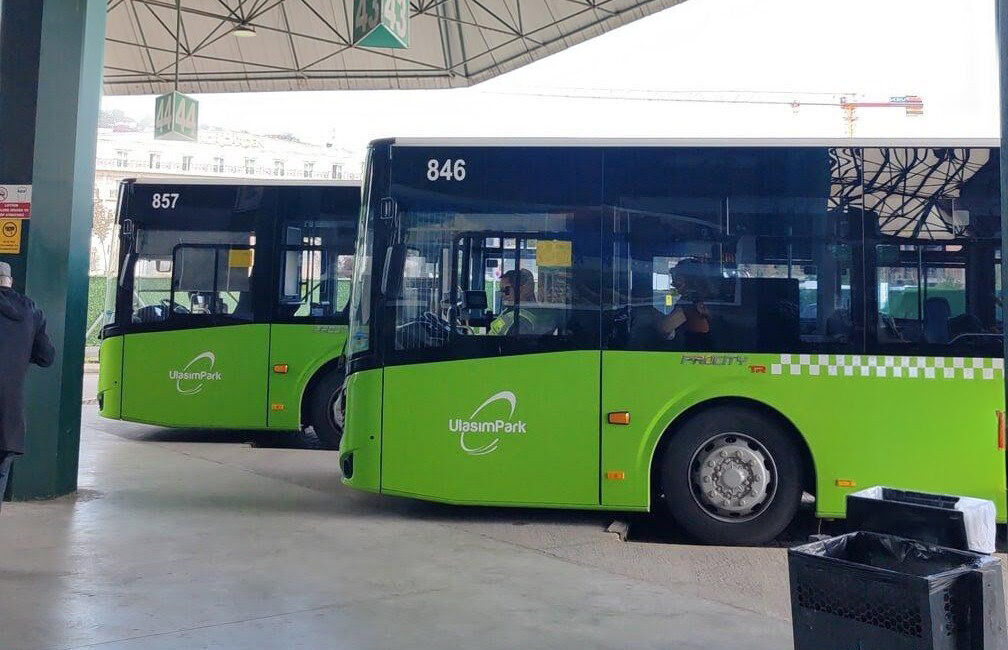 Kocaeli Otogarı’nda Kandıra hatlarına ait peronların 20’li numaralardan 42, 43