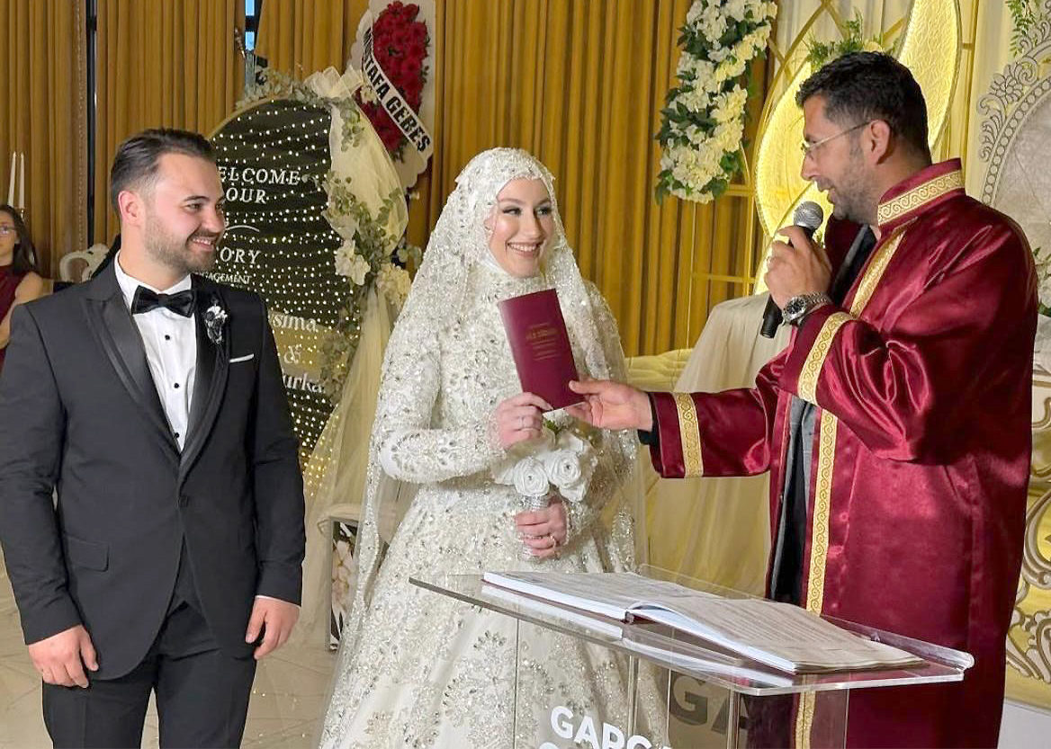 Kandıra Akdurak Mahallesi Muhtarı Şenol Ayyıldız’ın kızı Aysima, Furkan Akarsu