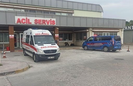 Kandıra Topluca Mahallesi’nde meydana gelen trafik kazasında bir kişi hayatını