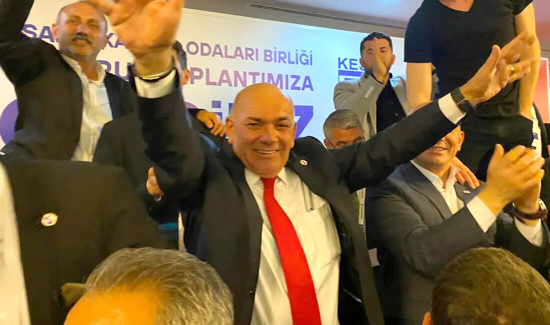 KESOB Genel Kurulu’nda Kadir Durmuş, rakibi Faruk Demir’i 6 oy