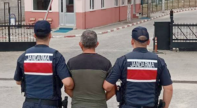 Kandıra’da hakkında 25 yıl 8 ay kesinleşmiş hapis cezası bulunan