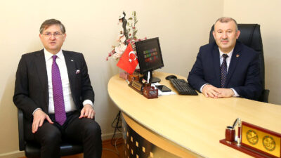 CHP Kocaeli Milletvekili Harun Özgür Yıldızlı, Kocaeli’de yaşanan elektrik kesintilerini